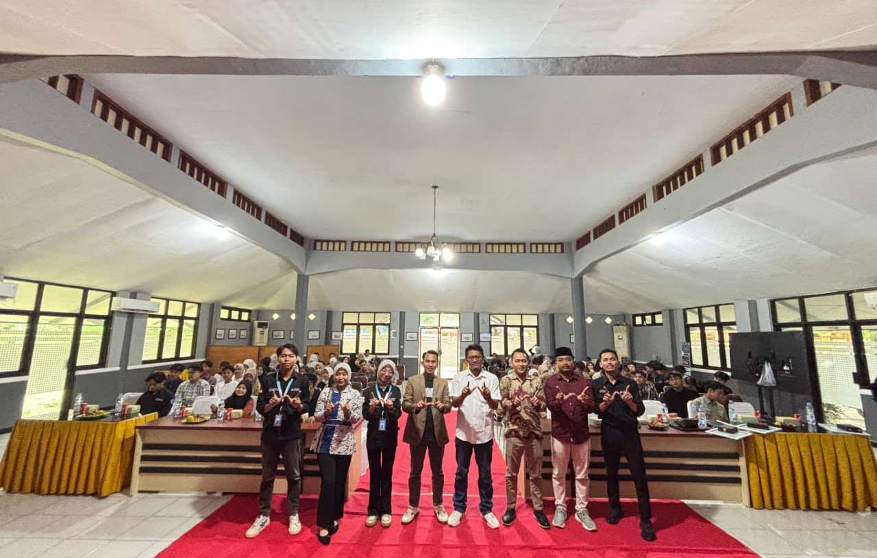 DISKUSI PUBLIK EKONOMI : “Tembakau Madura di Persimpangan Jalan antara Harapan dan Kenyataan”